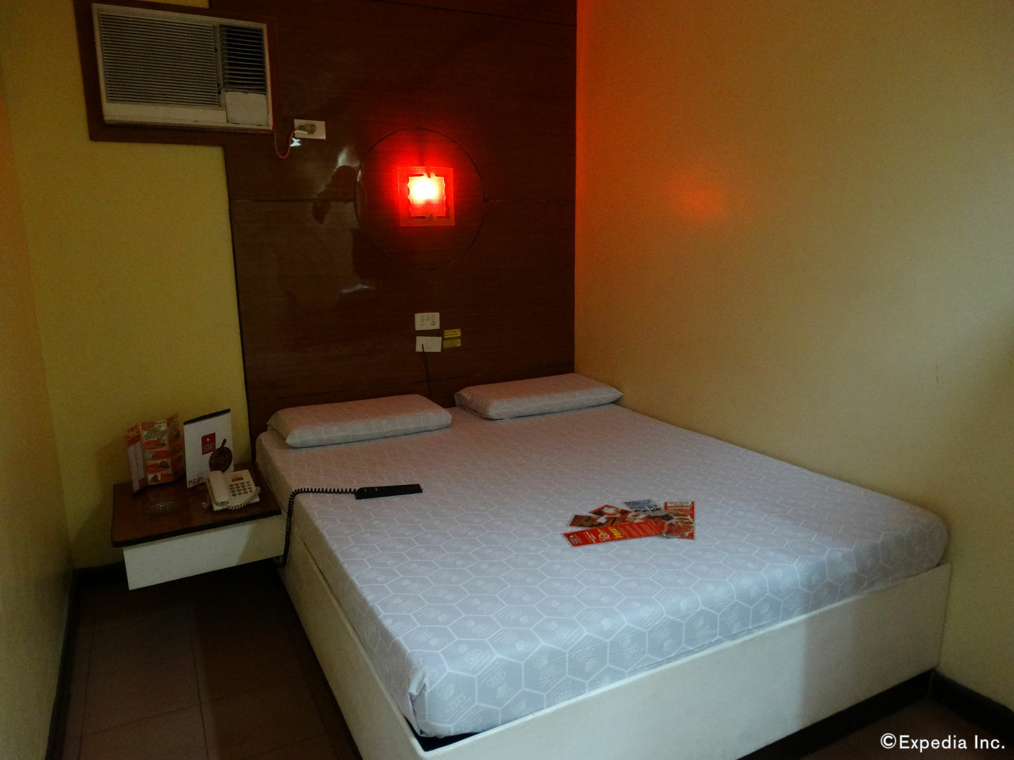 Hotel Sogo Pasay Wood Street Exterior foto